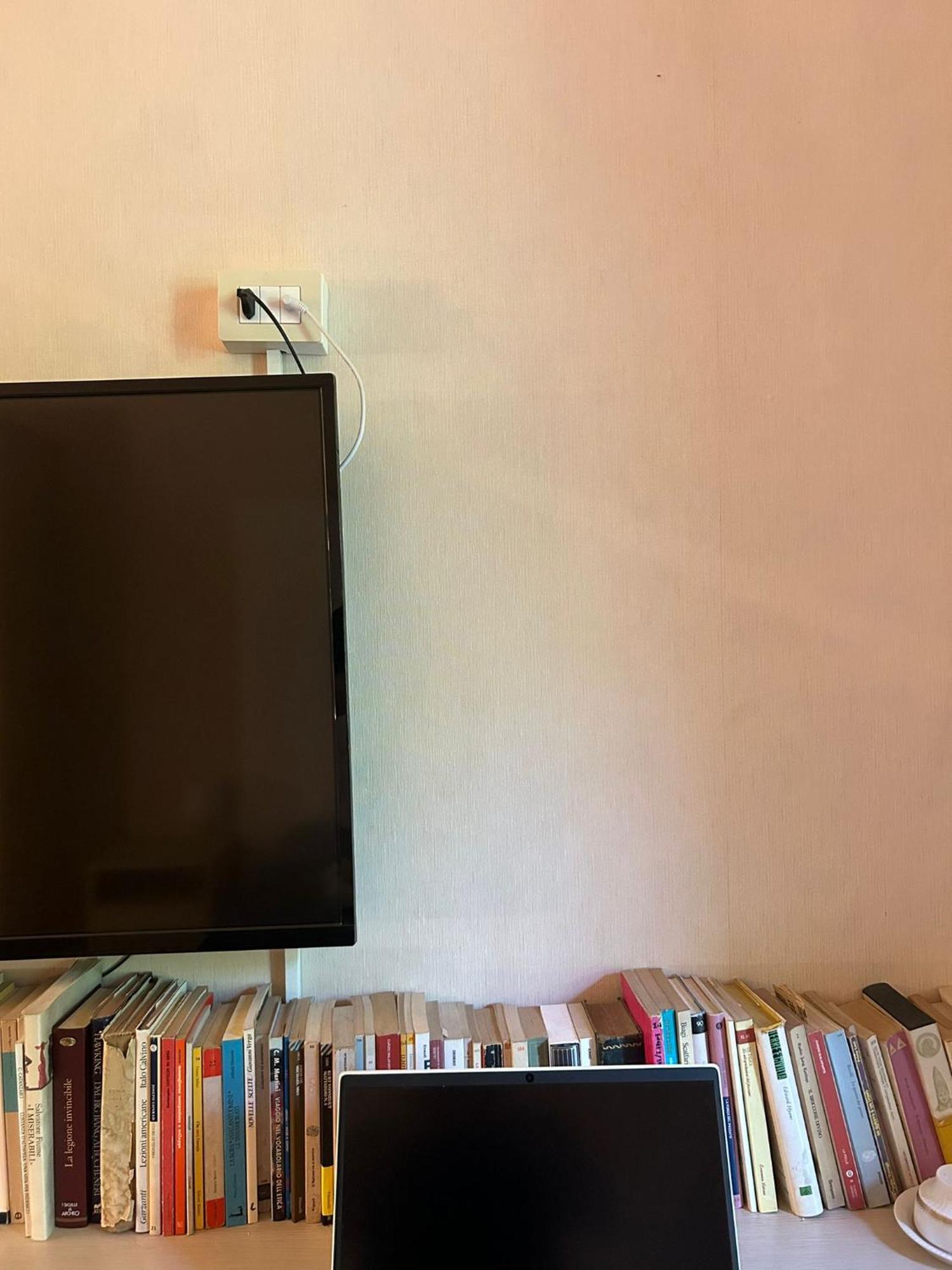 Bed and Breakfast Bed And Books Aeroporto di Catania Fontana Rossa Esterno foto